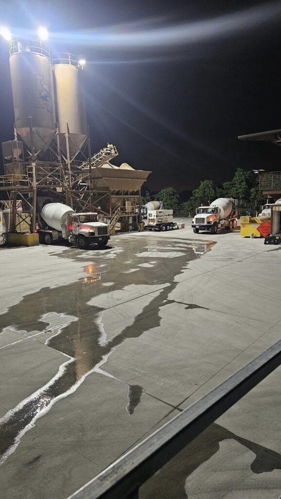 image of ready mix batch plant
